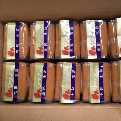 Warme sushi kruiden en authentieke smaak van gebrouwen sojabonenpasta Dark Shiro Miso