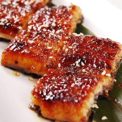 Bevroren geroosterde Unagi-aal stukjes Het perfecte ingrediënt voor je recepten