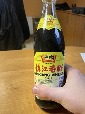 500 ml 550 ml 600 ml Zwarte Chinkiang Zwarte rijst azijn Een must-have voor uw keuken